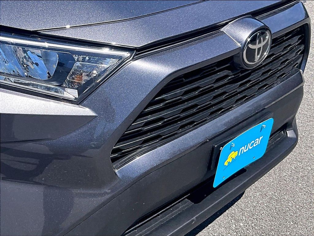 2021 Toyota RAV4 — photo 32
