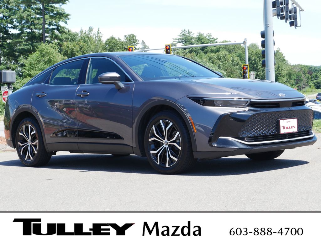 2024 Toyota Crown XLE AWD