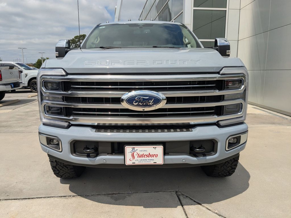 2026 Ford Super Duty F-250 SRW Platinum