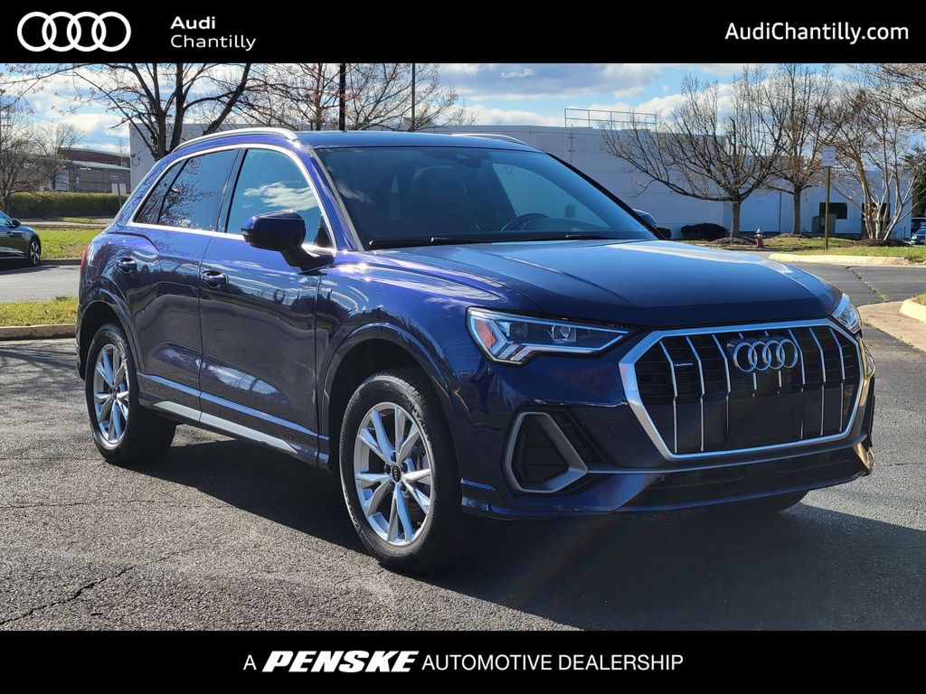 Thumbnail: 2023 Audi Q3 - 1