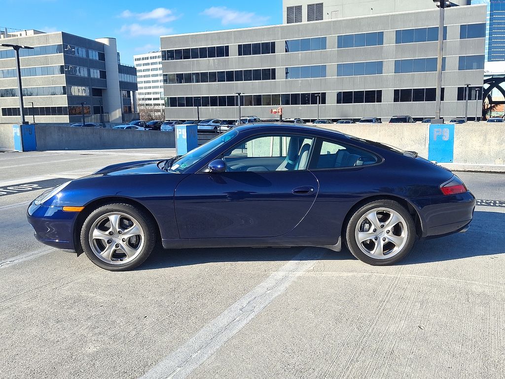 Thumbnail: 2001 Porsche 911 - 2