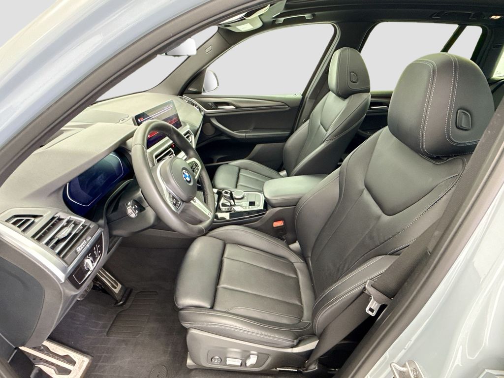 Thumbnail: 2023 BMW X3 - 18