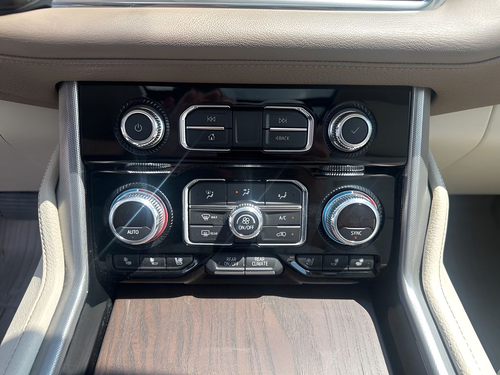 Used Car 2021 Gmc Yukon Xl  Denali For Sale In Austin, Texas