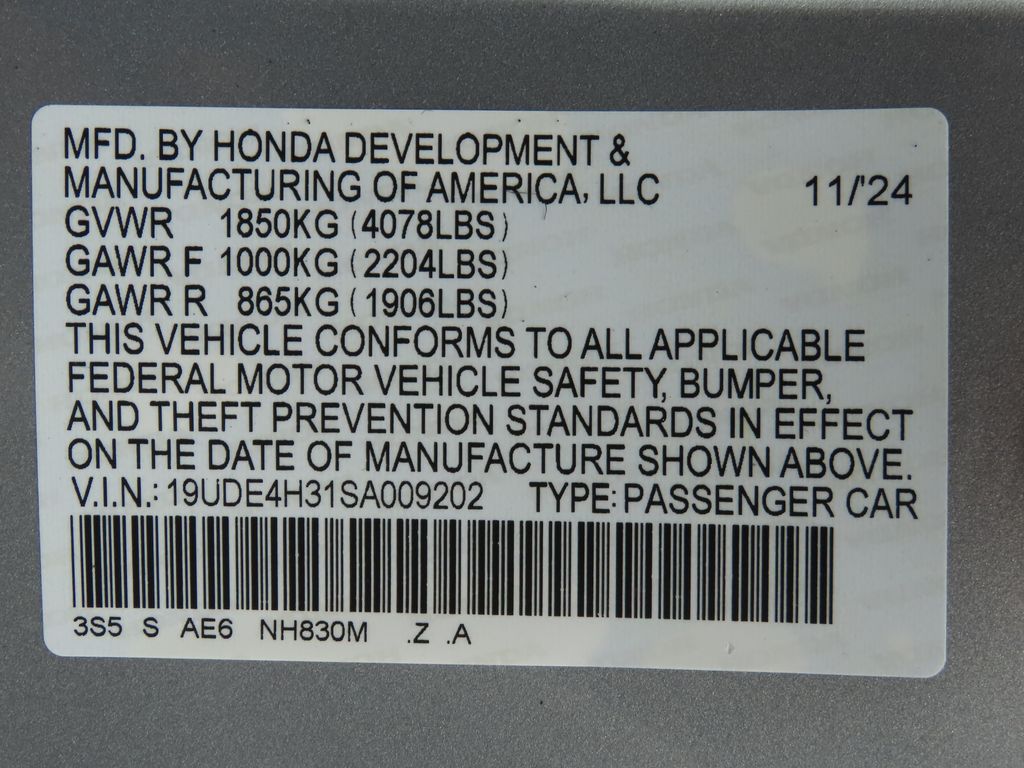 Thumbnail: 2025 Acura Integra - 32
