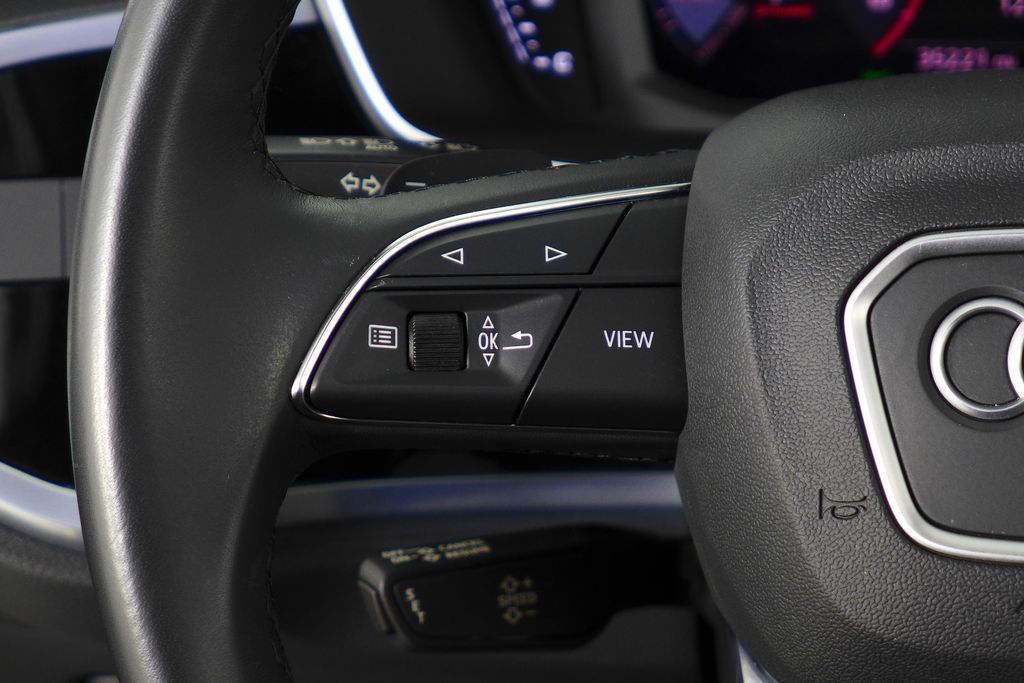 Thumbnail: 2022 Audi Q3 - 30