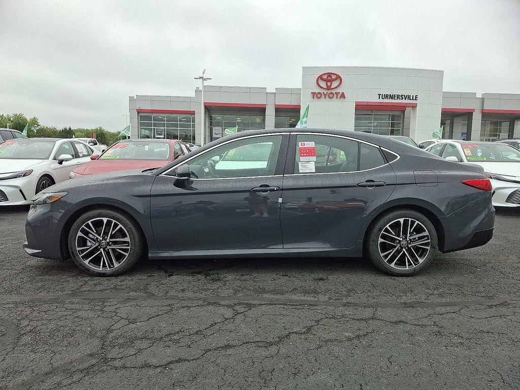 Thumbnail: 2025 Toyota Camry - 5