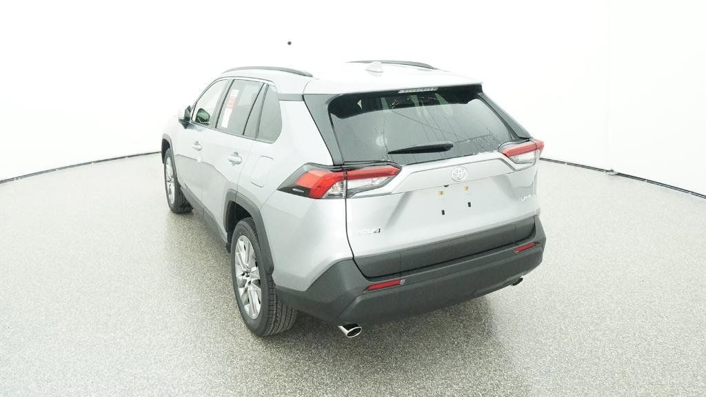 Thumbnail: 2025 Toyota RAV4 - 19