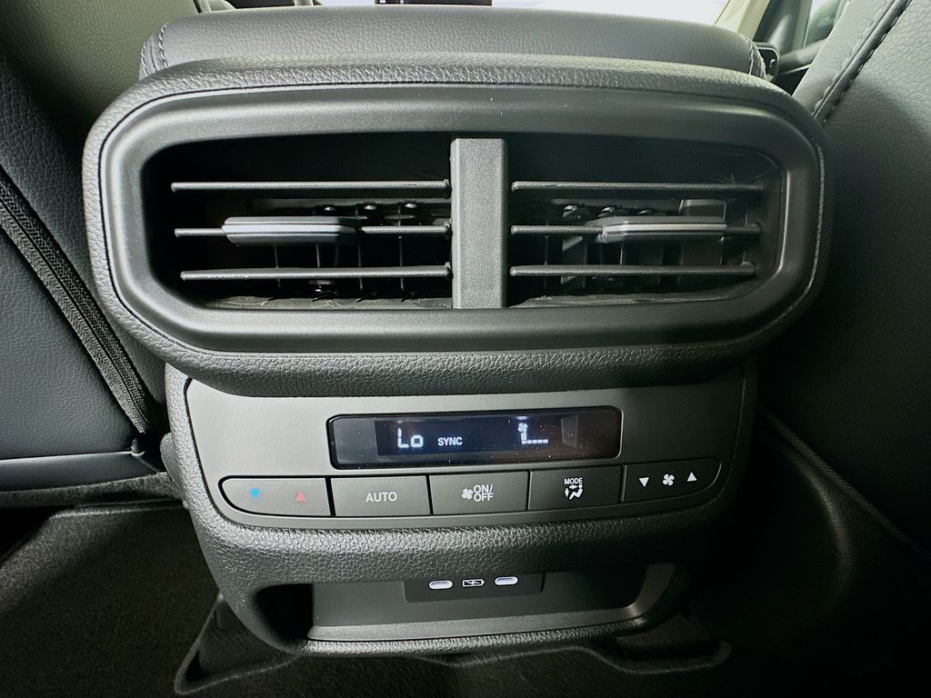Thumbnail: 2025 Honda Pilot - 23