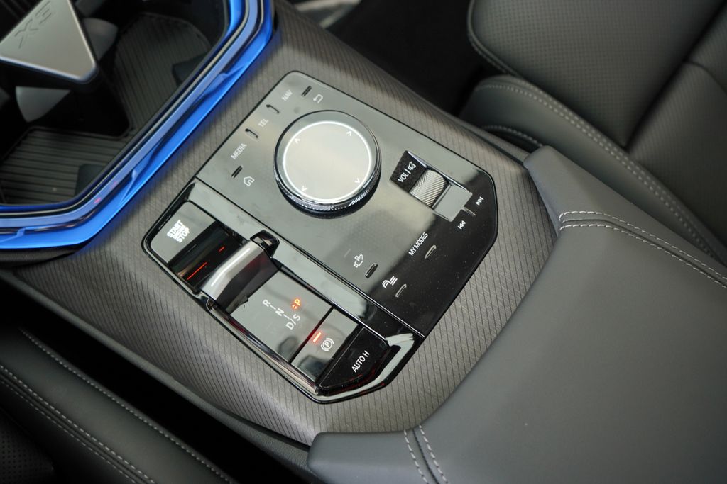 Thumbnail: 2026 BMW X3 - 18