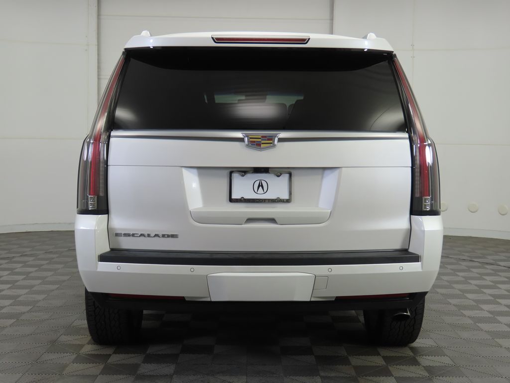 Thumbnail: 2017 Cadillac Escalade - 6