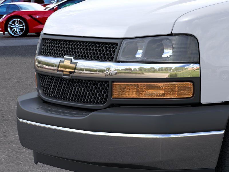 2025 Chevrolet Express 3500 Work Van