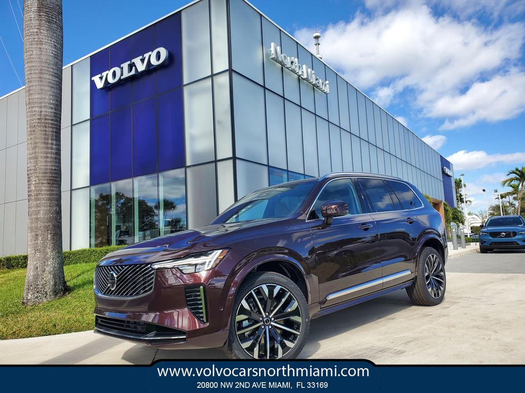 2026 Volvo XC90 Plus