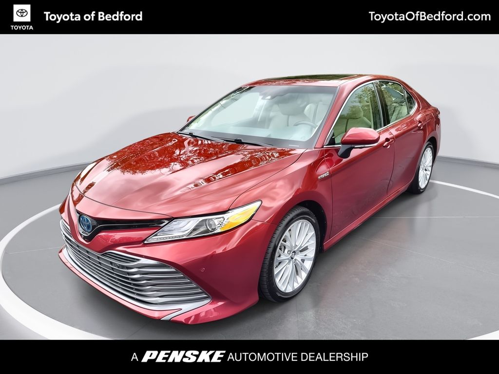 2018 Toyota Camry XLE -
                Bedford, OH