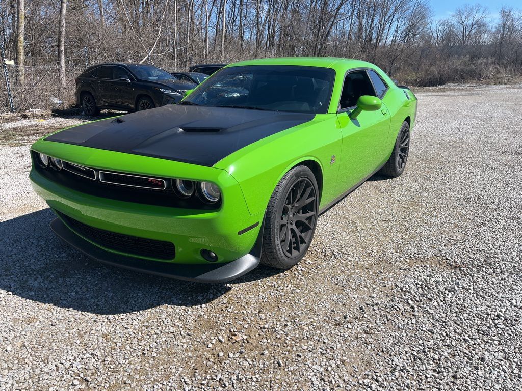 2017 Dodge Challenger R/T Scat Pack RWD