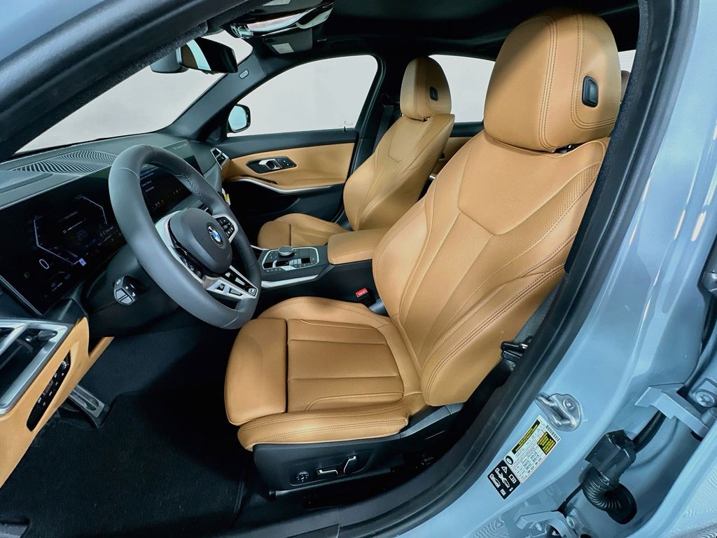 Thumbnail: 2026 BMW 3 Series - 16