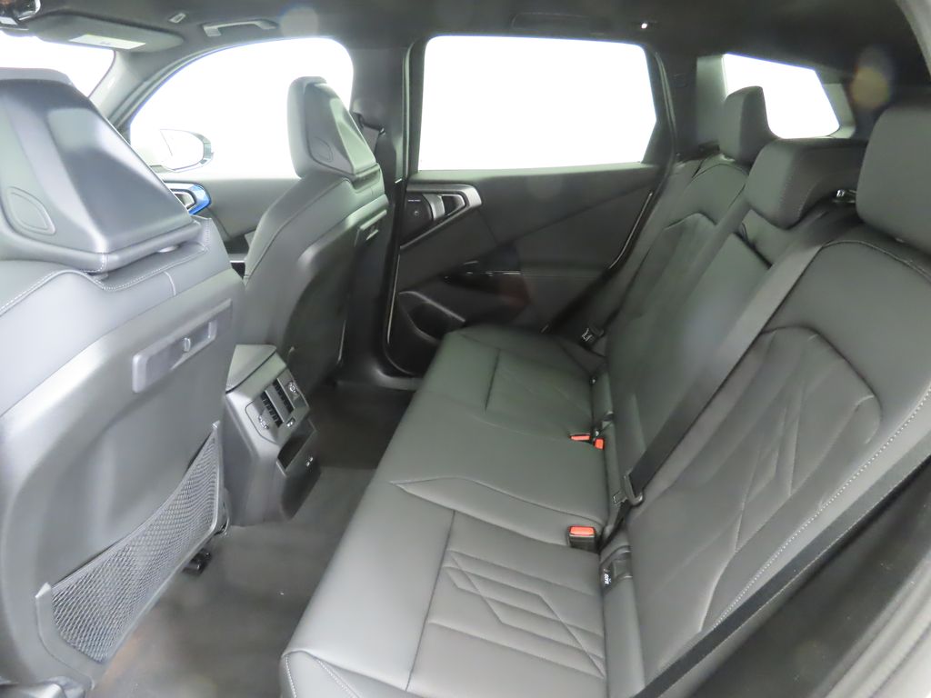 Thumbnail: 2026 BMW X3 - 22