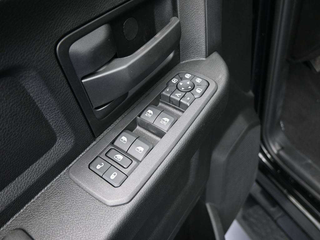 New 2026 Diamond Black Crystal Pearlcoat Ram Tradesman image 13