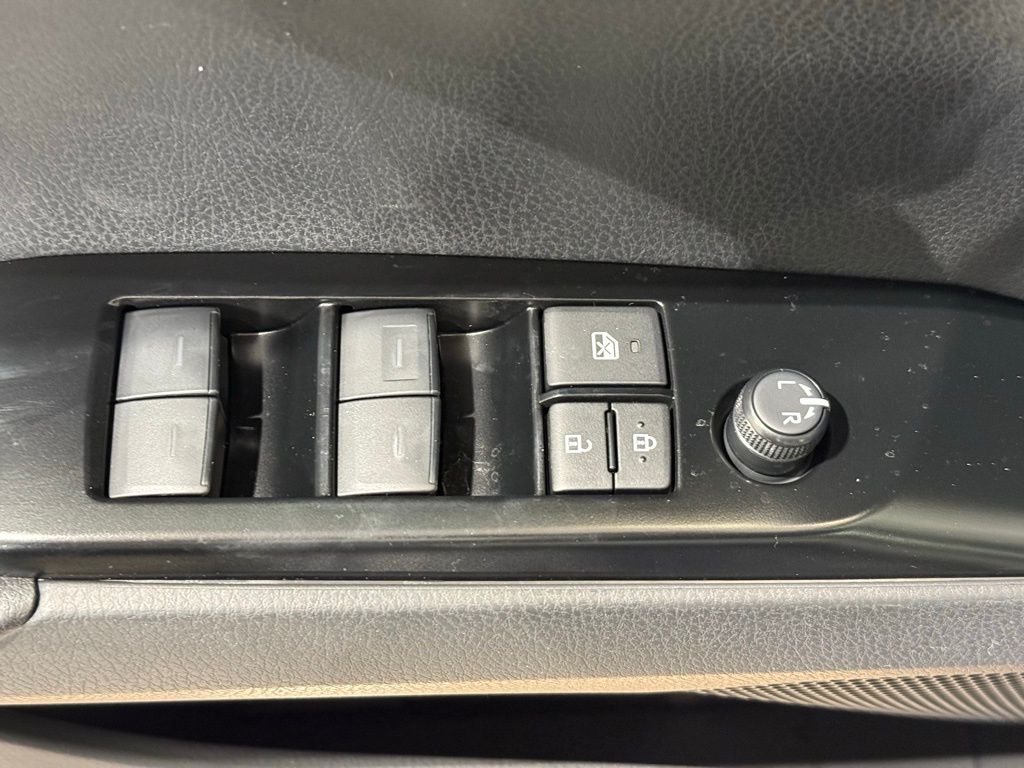 Thumbnail: 2026 Toyota Camry - 15