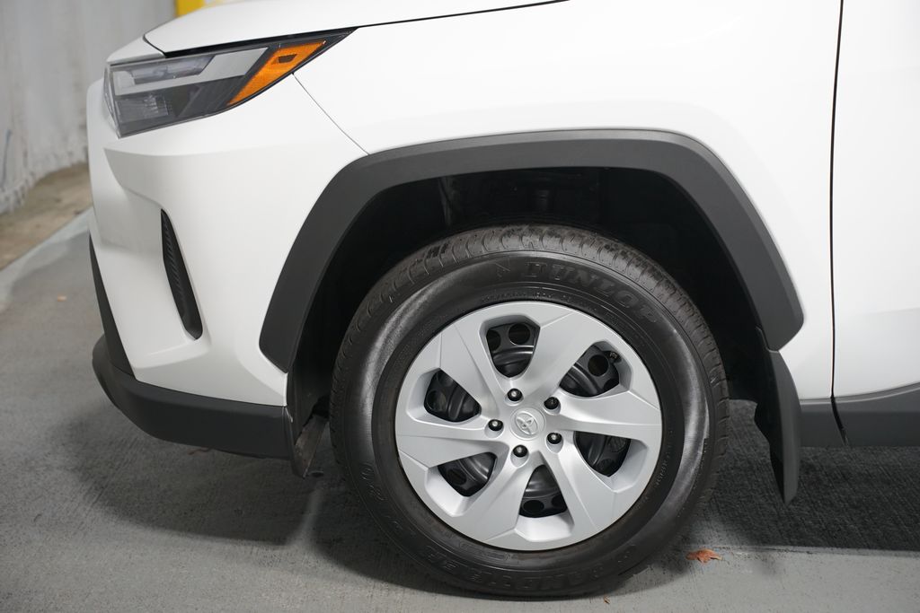 Thumbnail: 2025 Toyota RAV4 - 5