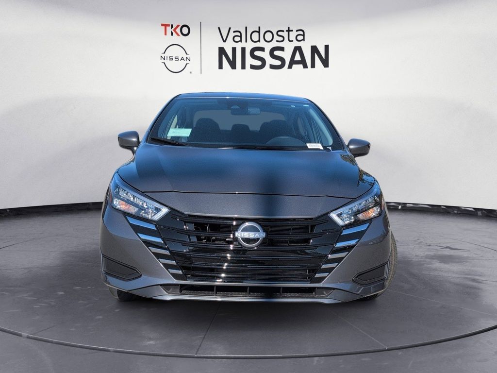 New 2025 Nissan Versa Sedan