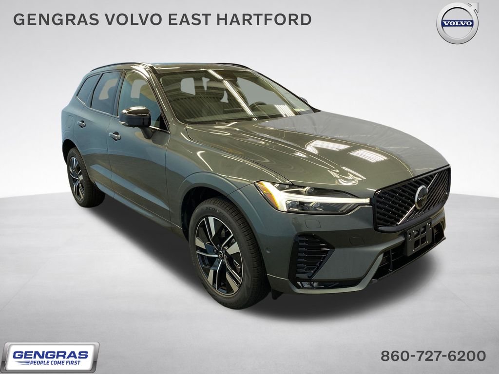 Forest Lake 2026 Volvo XC60 B5 Plus AWD SUV / Crossover All-Wheel Drive Automatic