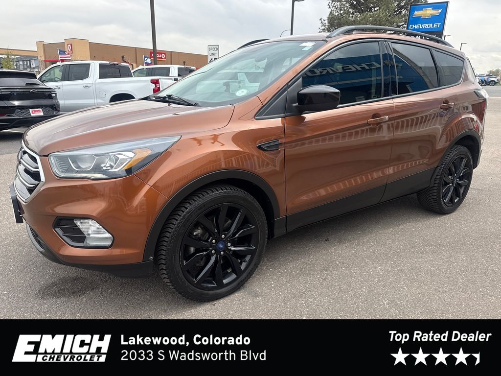 Canyon Ridge Metallic 2017 Ford Escape SE AWD SUV / Crossover All-Wheel Drive 6-Speed Automatic