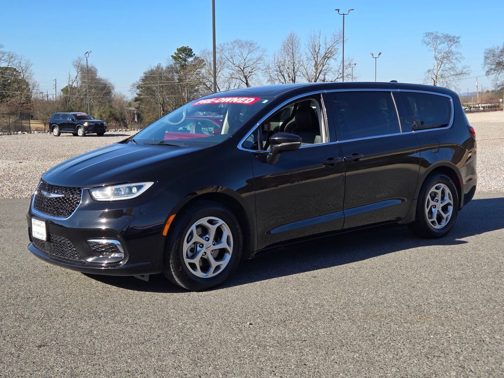 2024 Chrysler Pacifica Limited FWD