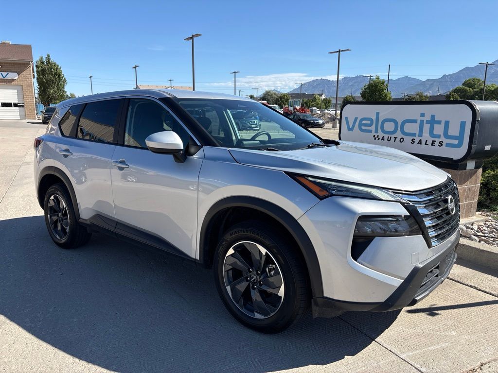 Brilliant Silver Metallic 2024 Nissan Rogue SUV / Crossover All-Wheel Drive Continuously Variable Transmission