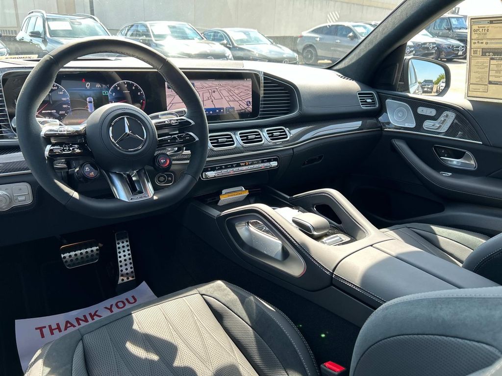 Thumbnail: 2025 Mercedes-Benz GLS - 8