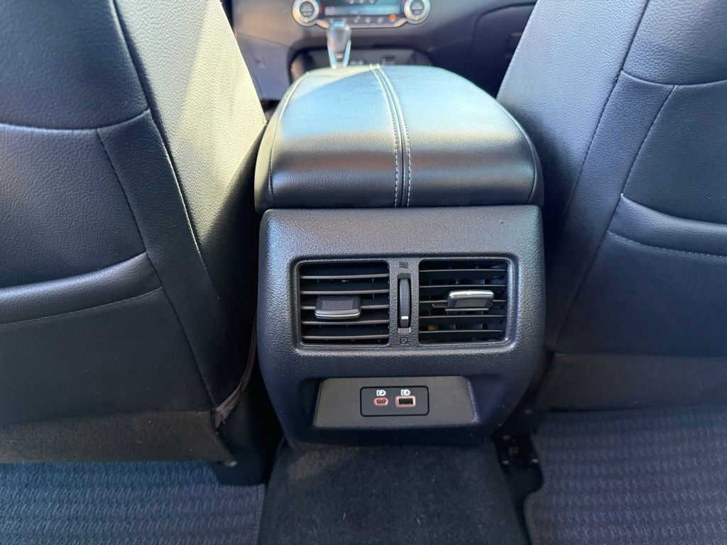 Thumbnail: 2019 Nissan Altima - 22