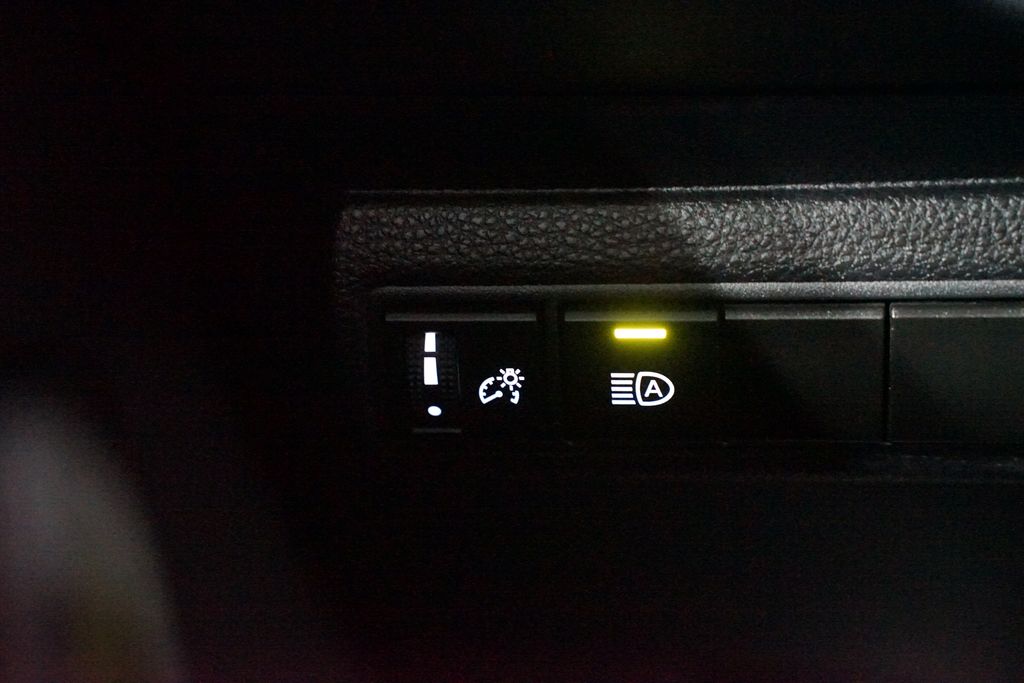 Thumbnail: 2025 Toyota Corolla - 22