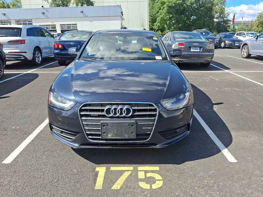 Thumbnail: 2013 Audi A4 - 2