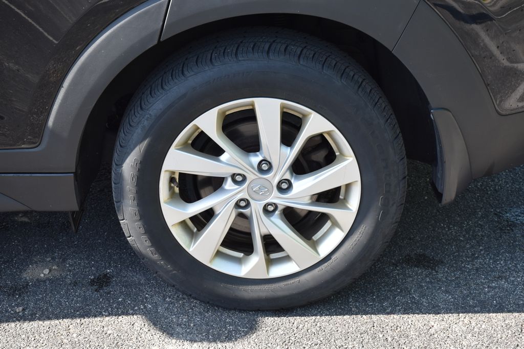 Thumbnail: 2019 Hyundai Tucson - 10