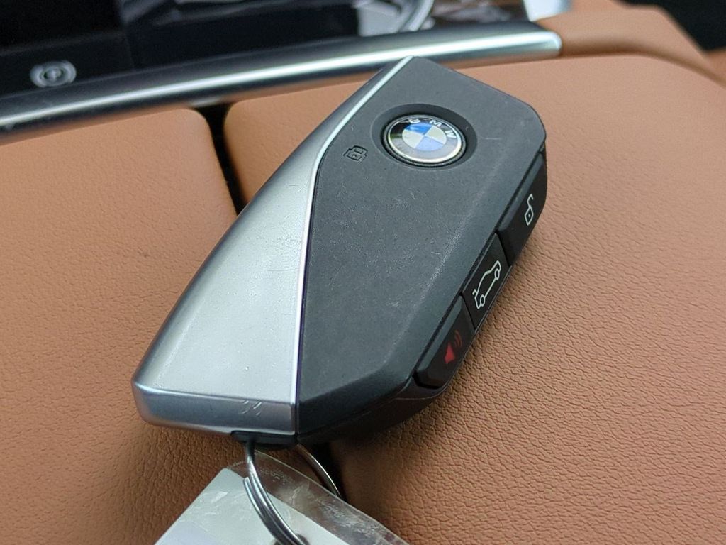 New 2026 White BMW sDrive40i image 29
