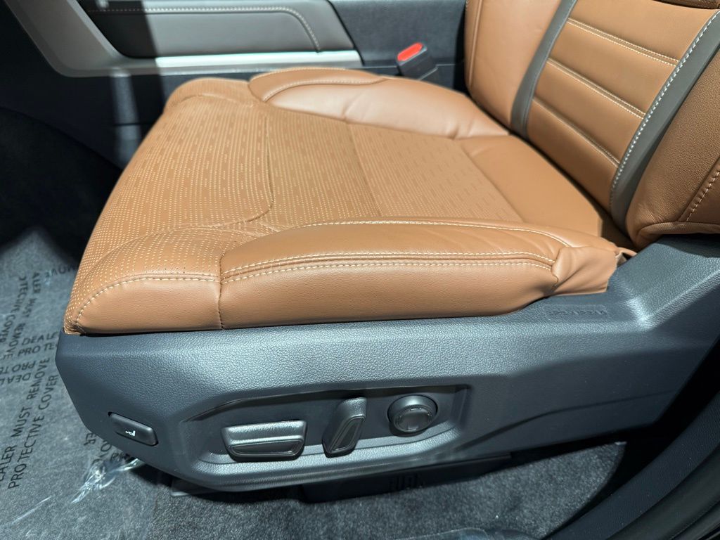 Thumbnail: 2026 Toyota Tundra - 13