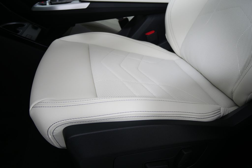 Thumbnail: 2026 BMW X1 - 8