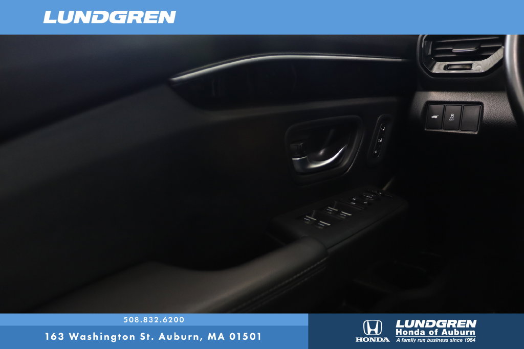 Used 2025 Honda Pilot SUV
