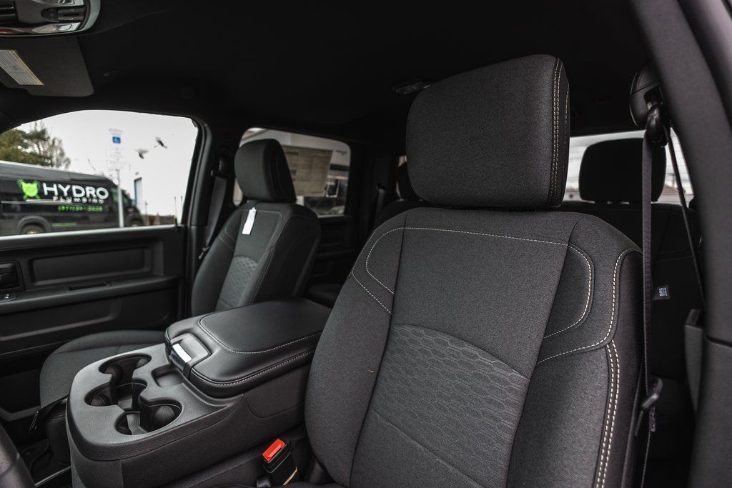 2026 Ram 3500 Tradesman thumbnail 23