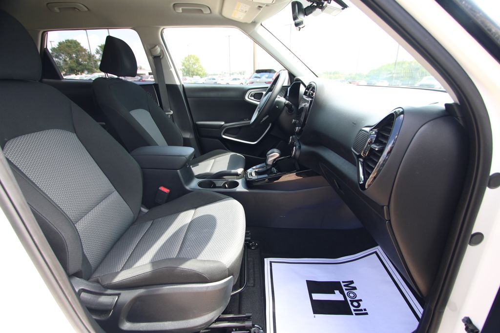 Used 2025 Kia Soul Hatchback