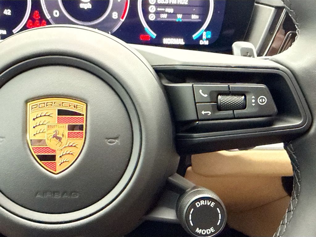 Thumbnail: 2026 Porsche Cayenne - 15