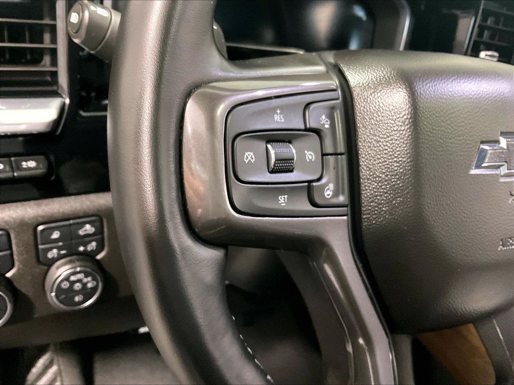 2024 Chevrolet Silverado 1500 — photo 23