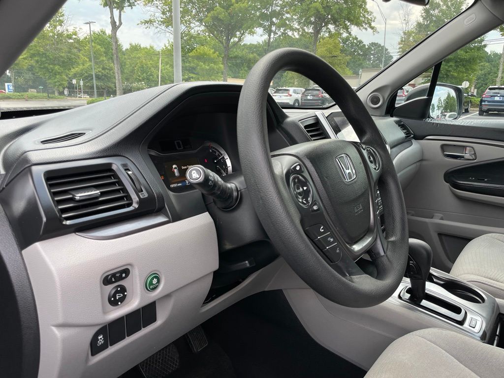 Thumbnail: 2018 Honda Pilot - 27