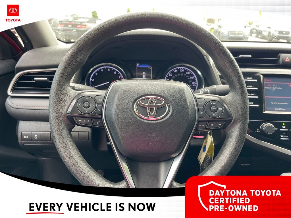 2020 Toyota Camry LE - Photo 26