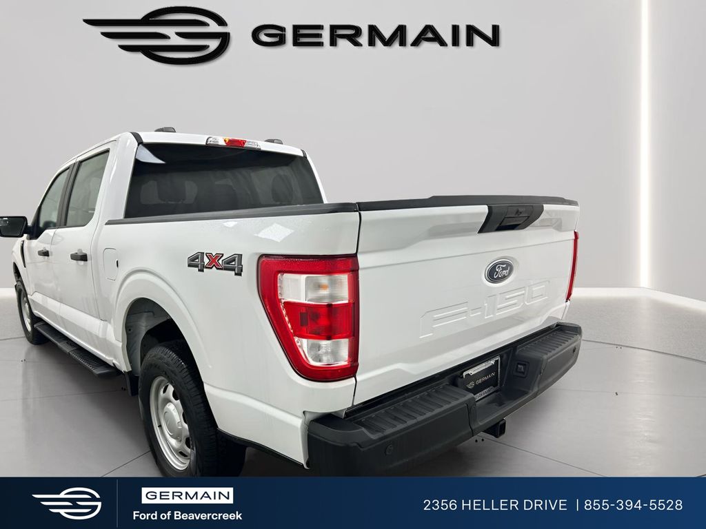 View vehicle photo 4