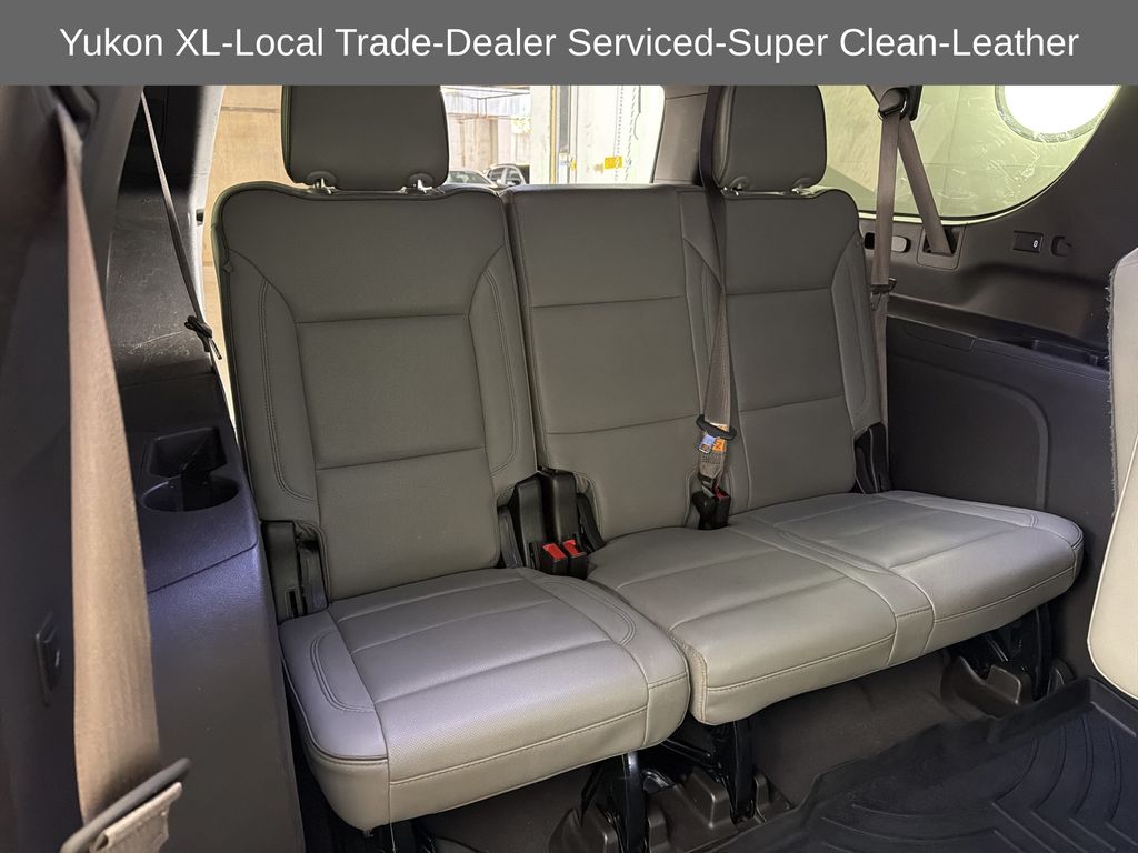 used 2022 GMC Yukon XL car, priced at $40,977