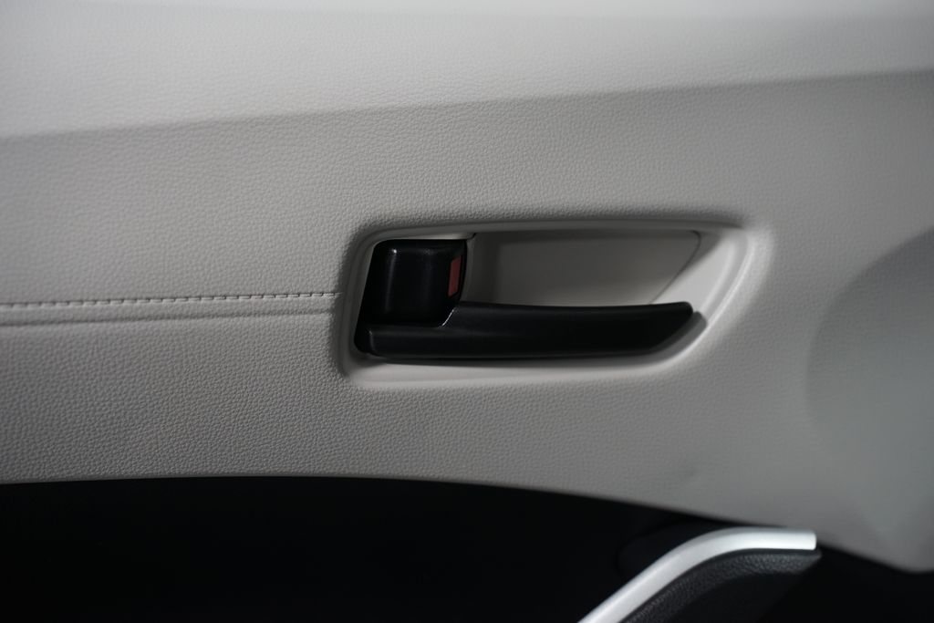 Thumbnail: 2025 Toyota Corolla Cross - 29