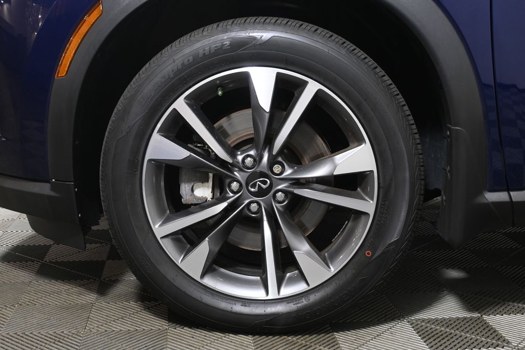 Thumbnail: 2023 INFINITI QX60 - 12