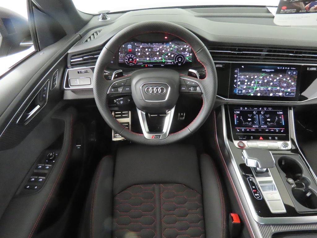 Thumbnail: 2026 Audi RS Q8 - 12