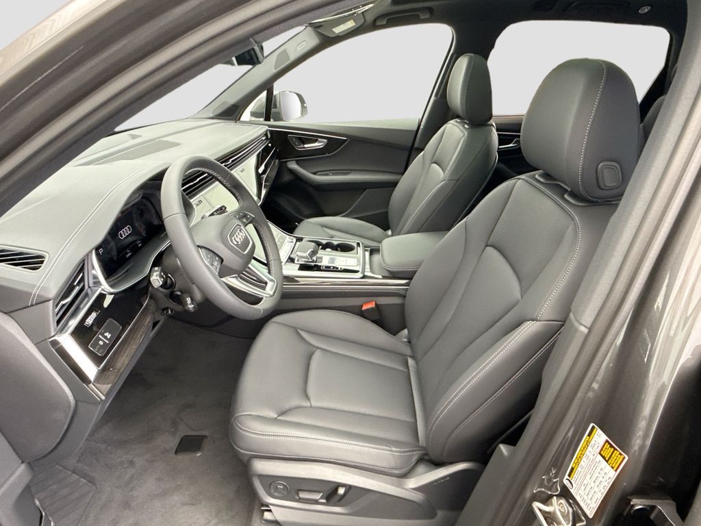 Thumbnail: 2026 Audi Q7 - 19