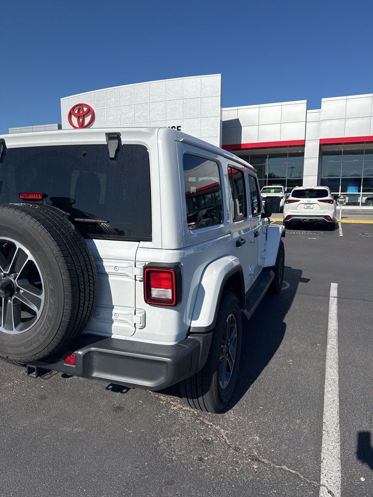 2023 Jeep Wrangler Sahara 4